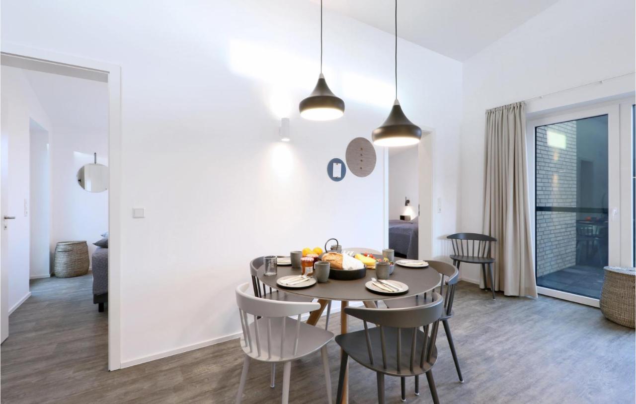 2 Bedroom Awesome Home In Lembruch-Duemmer See Kültér fotó